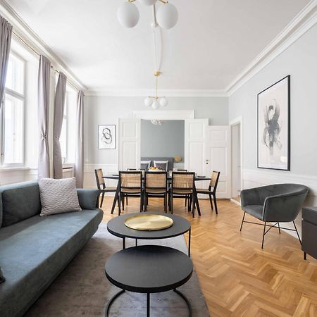 Lavish 4Br Apartment In The Heart Of Cph By The Canals Kopenhagen Buitenkant foto